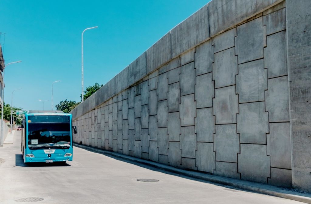 Approach road, true abutment for Mactan-Cebu Airport